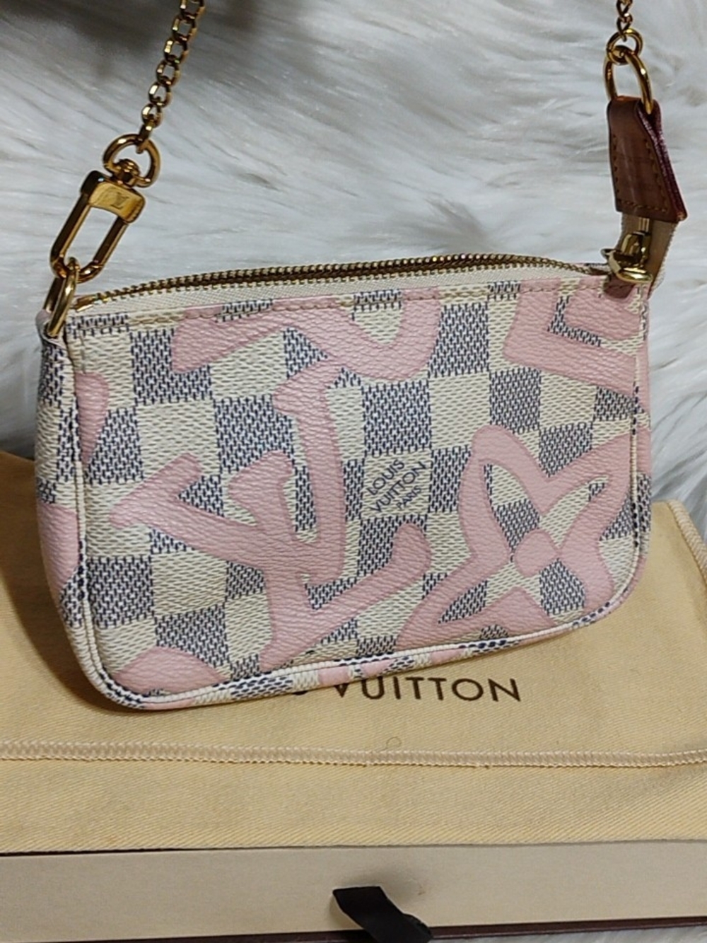 SALE! Louis Vuitton Damier Azur Tahiti Mini Accessory Pouch W/DB/Box - Picture 9 of 11